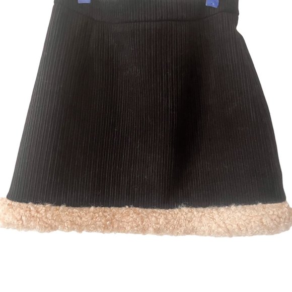 French Corduroy Skirt with Tufts Edge - Picture 1 of 7